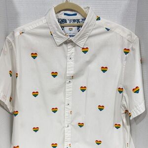 Denim & Flower White Short-Sleeve Button-Up Shirt with Red Heart Print